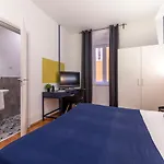 Lovely Guest-Room With Private Bathroom