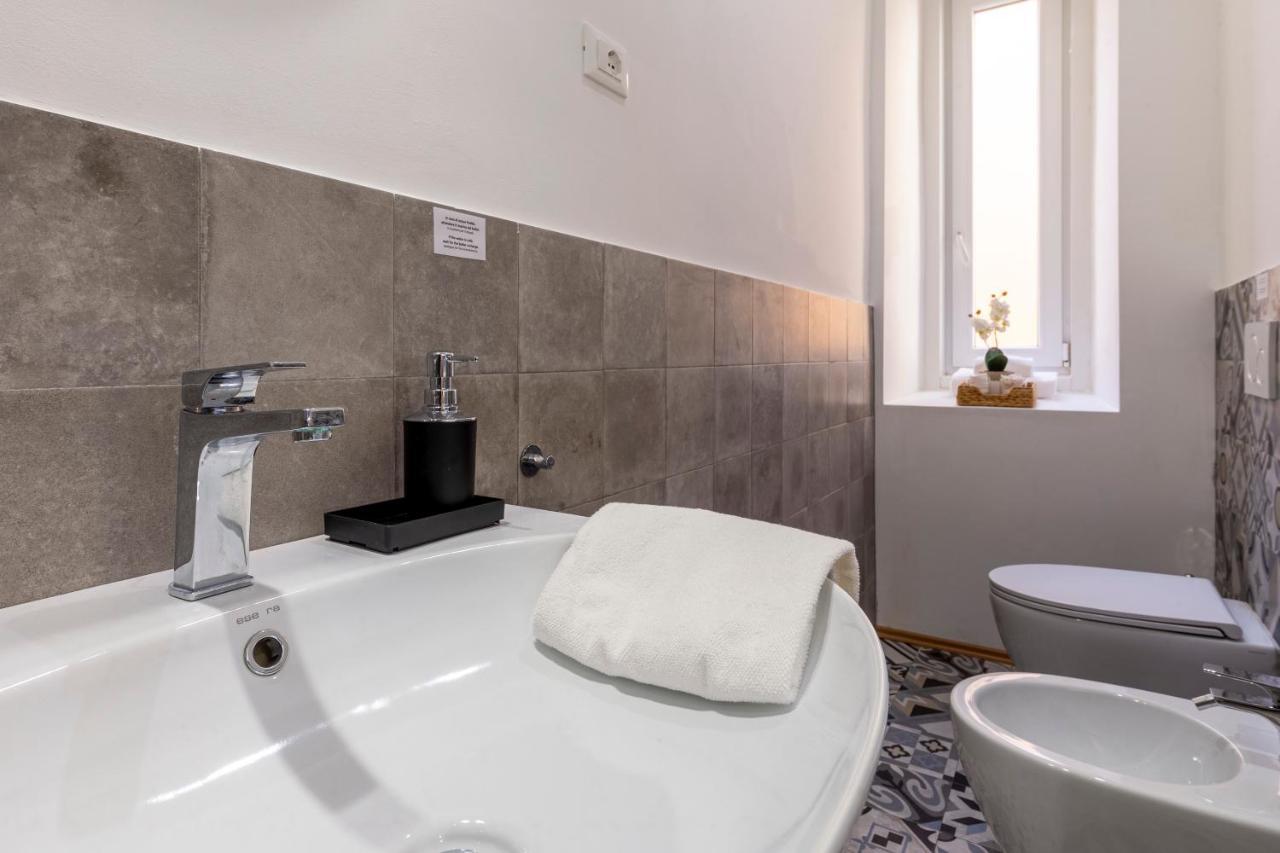 Lovely Guest-room With Private Bathroom